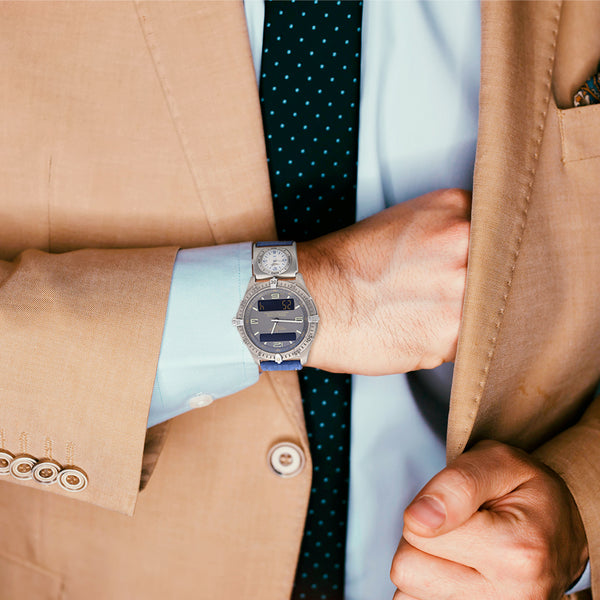 Reloj Breitling para caballero modelo Aerospace.