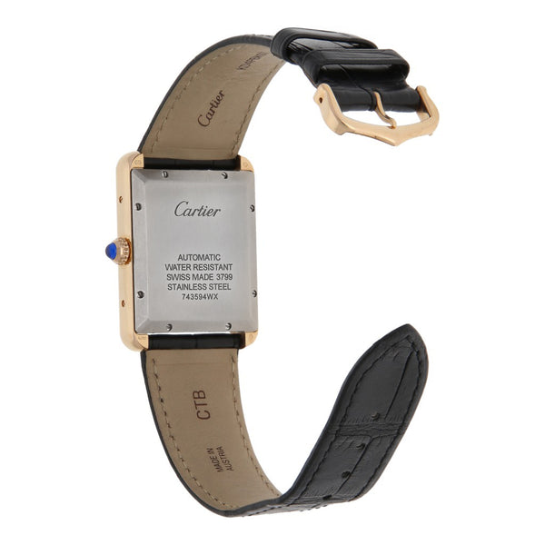Reloj Cartier para caballero modelo Tank Solo caja y broche en oro rosa 18 kilates.
