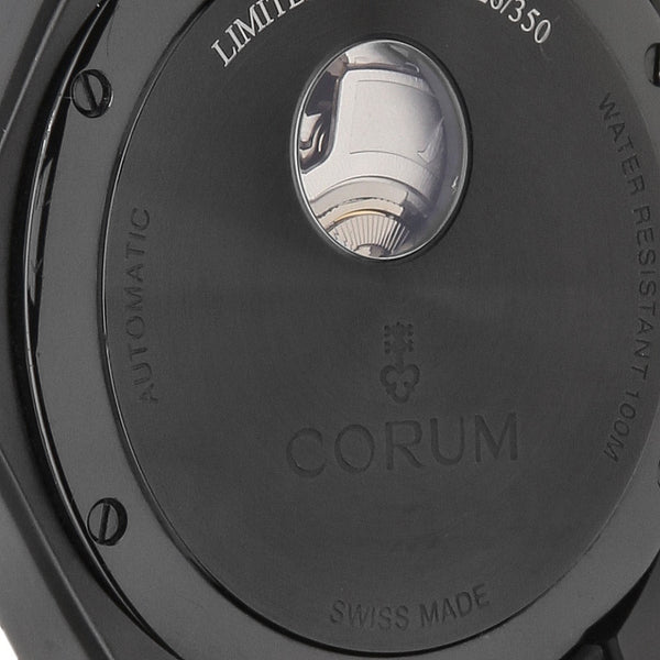 Reloj Corum para caballero modelo Bubble.
