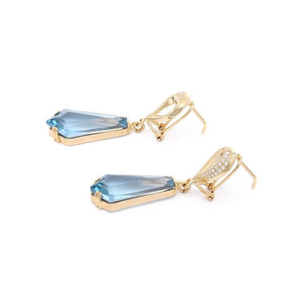 Aretes diseño especial con aguamarinas y circonias en oro amarillo 14 kilates.