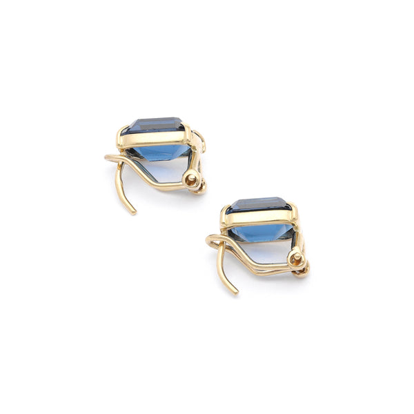 Aretes diseño especial con blue London en oro amarillo 14 kilates.