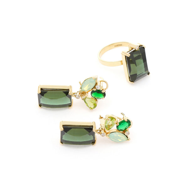 Juego anillo y aretes con colgantes diseño especial con cuarzo y gemas en oro amarillo 14 kilates.