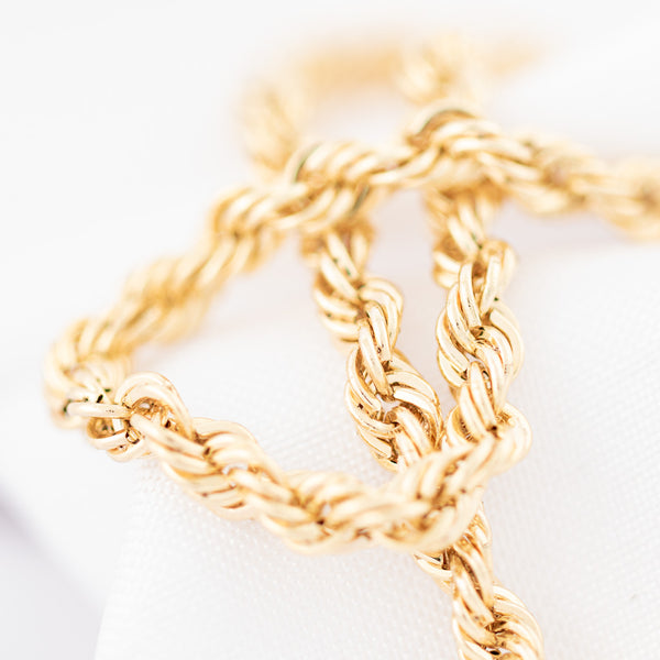 Pulsera eslabón torzal en oro amarillo 14 kilates.