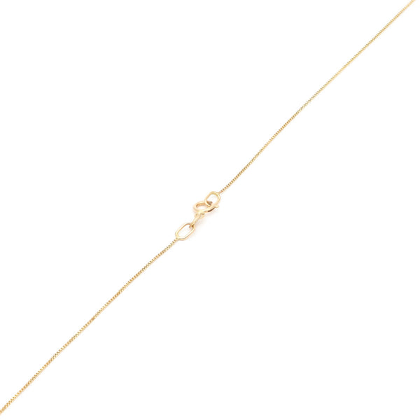 Gargantilla eslabón cuadrado cruzado con dije diseño especial motivo letra G con circonias en oro amarillo 14 kilates.