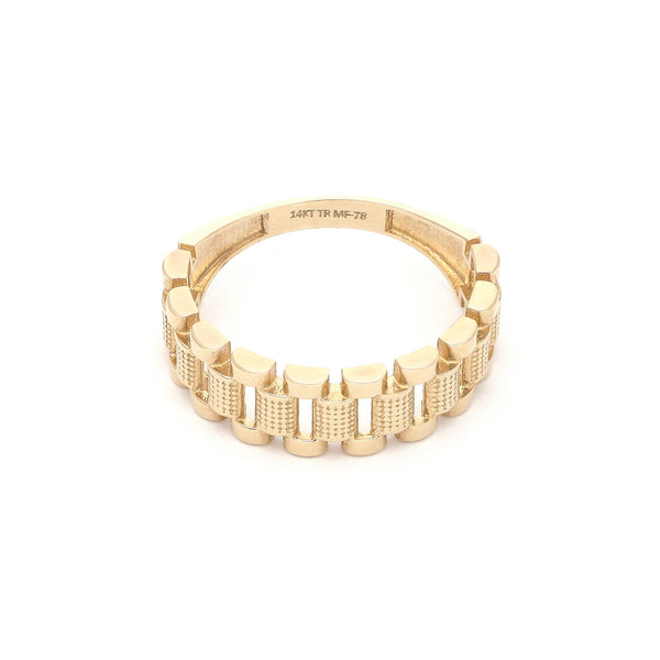 Anillo diseño especial en oro amarillo 14 kilates.
