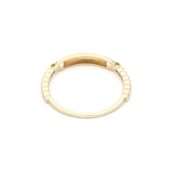 Anillo diseño especial en oro amarillo 14 kilates.