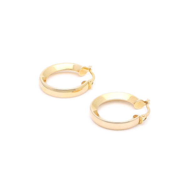 Arracadas lisas en oro amarillo 14 kilates.