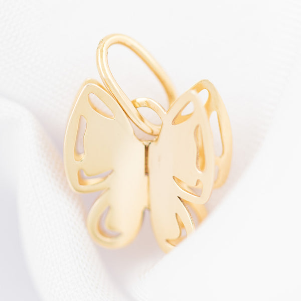 Dije calado motivo mariposa en oro amarillo 14 kilates.