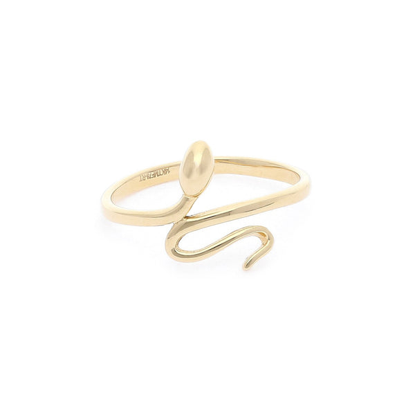 Anillo liso motivo serpiente en oro amarillo 14 kilates.