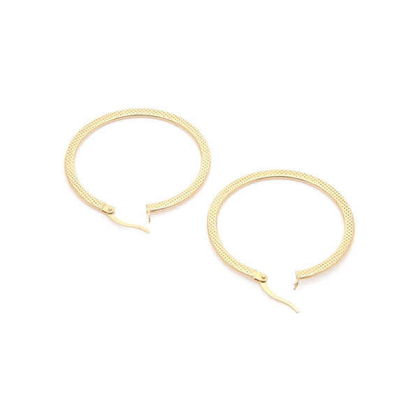 Arracadas Martilladas en oro amarillo 14 kilates.