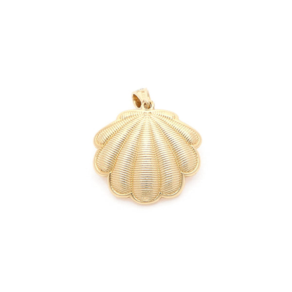 Dije diseño especial motivo almeja con perla en oro amarillo 14 kilates.