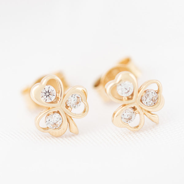 Aretes diseño especial con circonias motivo trébol en oro amarillo 14 kilates.