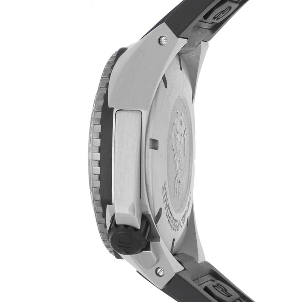 Reloj Girard Perregaux para caballero modelo Sea Hawk.