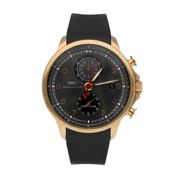 Reloj IWC para caballero modelo Portugieser Yacht Club caja y broche en oro rosa 18 kilates.