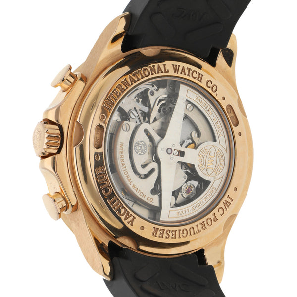 Reloj IWC para caballero modelo Portugieser Yacht Club caja y broche en oro rosa 18 kilates.