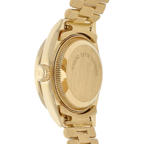 Reloj Rolex para dama modelo Oyster Perpetual DateJust en oro amarillo 18 kilates.