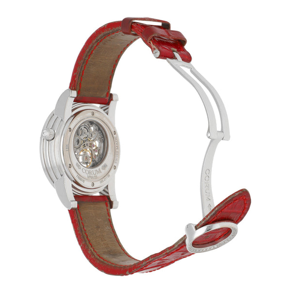 Reloj Corum para caballero modelo Bubbliamonds High Jewelry Skeleton caja y broche en oro blanco 18 kilates.