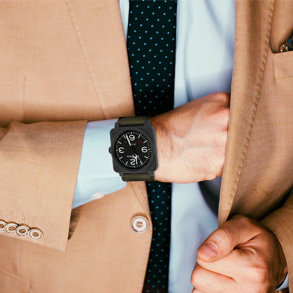 Reloj Bell & Ross para caballero modelo BR 03 Military Type.