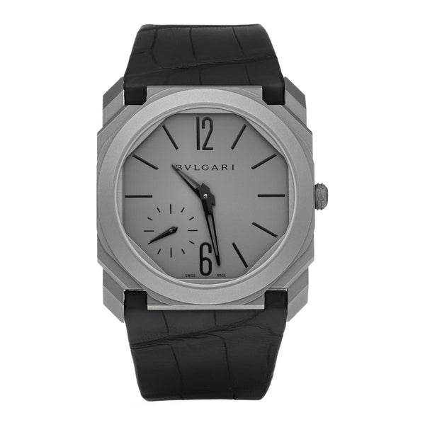 Reloj Bvlgari para caballero modelo Octo Finissimo.
