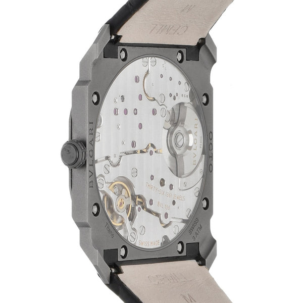 Reloj Bvlgari para caballero modelo Octo Finissimo.