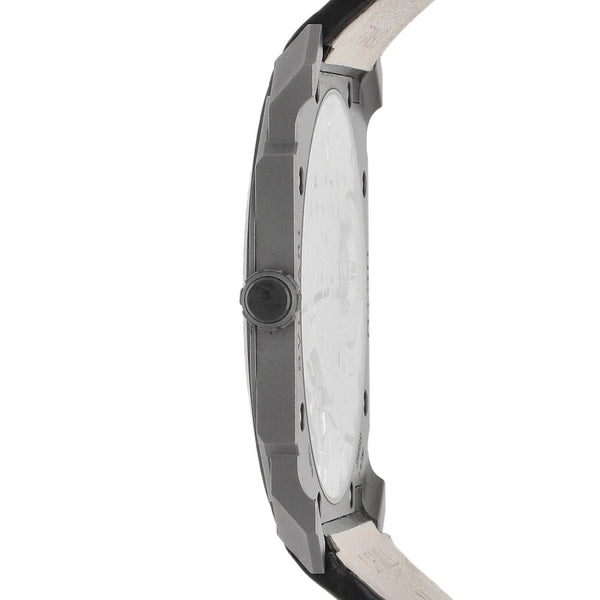 Reloj Bvlgari para caballero modelo Octo Finissimo.