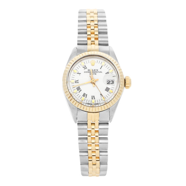 Reloj Rolex para dama modelo Oyster Perpetual Date vistas en oro amarillo 18 kilates.