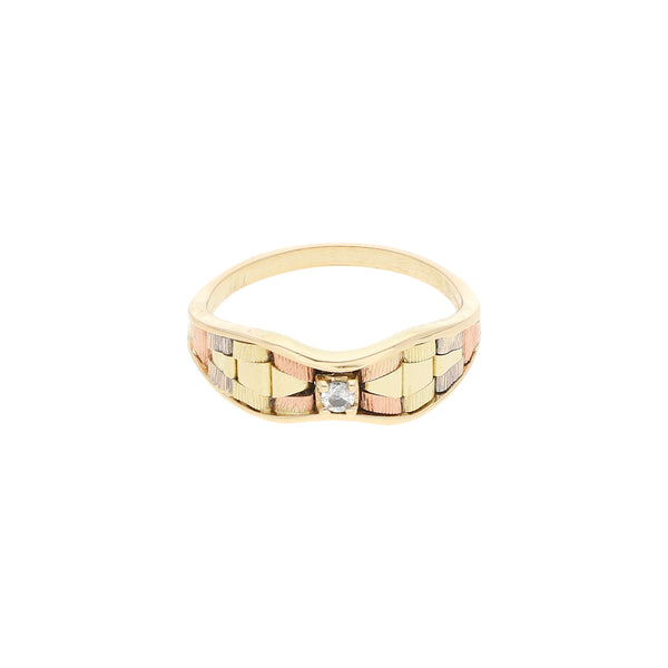 Anillo tejido con diamante en oro tres tonos 14 kilates.