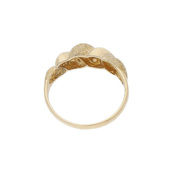 Anillo diseño especial en oro amarillo 14 kilates.