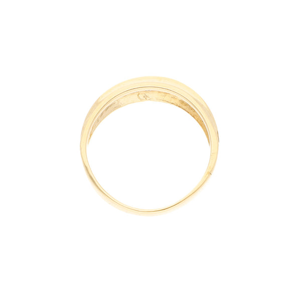 Anillo diseño especial con diamantes en oro amarillo 14 kilates.