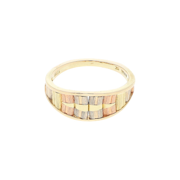Anillo diseño especial en oro tres tonos 14 kilates.
