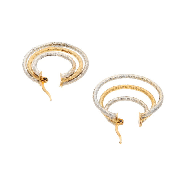 Arracadas diseño especial en oro dos tonos 14 kilates.