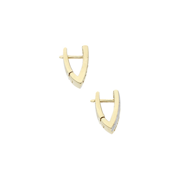 Aretes calados motivo grecas en oro amarillo 14 kilates.
