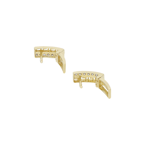 Aretes calados motivo grecas en oro amarillo 14 kilates.