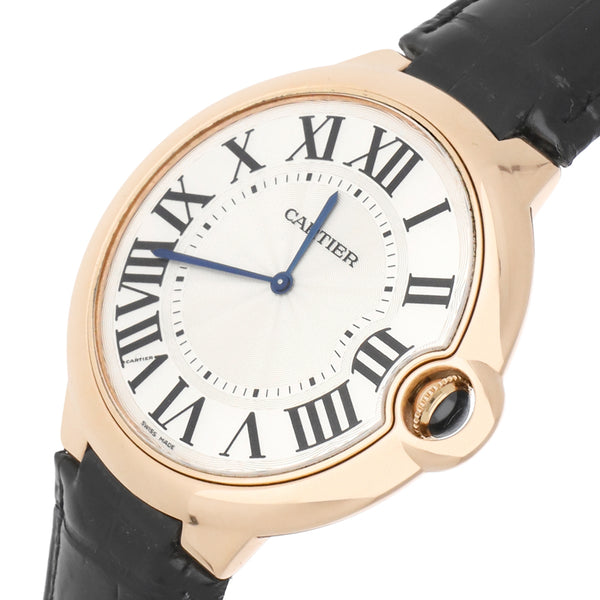 Reloj Cartier para caballero modelo Ballon Bleu caja y broche en oro rosa 18 kilates.