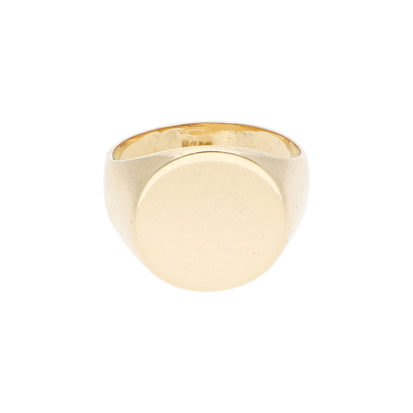 Anillo tipo sello en oro amarillo 14 kilates.