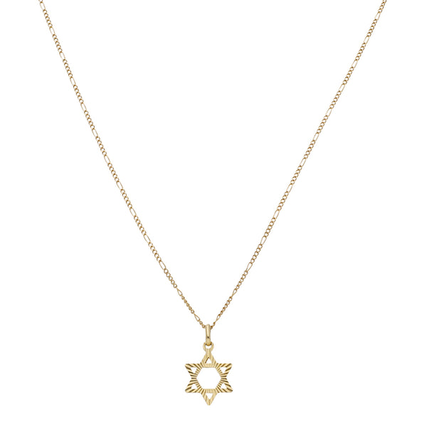 Collar de cinco eslabones por uno y dije calado motivo estrella en oro amarillo 14 kilates.