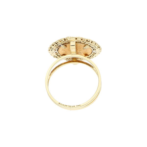 Anillo diseño especial con aplicación moneda de dos pesos oro mexicano 21.6 kilates en oro amarillo 14 kilates.