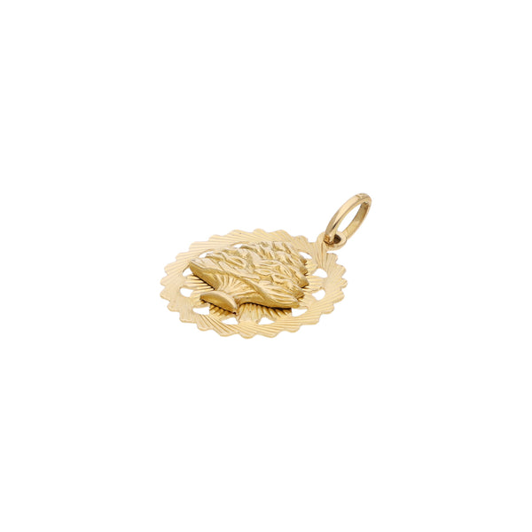 Dije calado motivo árbol en oro amarillo 18 kilates.