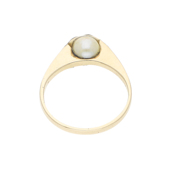 Anillo diseño especial con perla y sintéticos en oro amarillo 14 kilates.