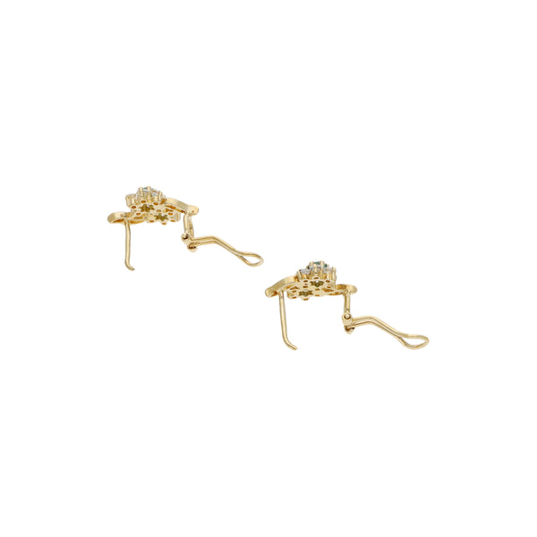 Aretes diseño especial motivo flor con esmeraldas y circonias en oro amarillo 14 kilates.