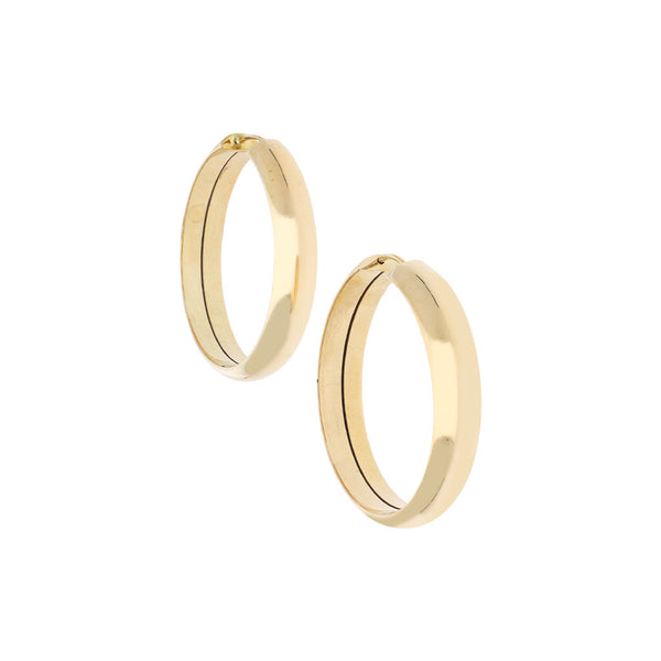 Arracadas huecas en oro amarillo 14 kilates.