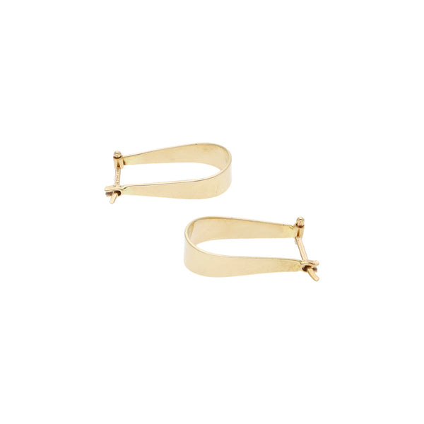 Arracadas lisas en oro amarillo 14 kilates.