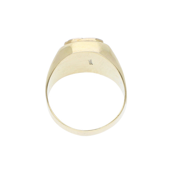 Anillo tipo sello en oro amarillo 14 kilates.