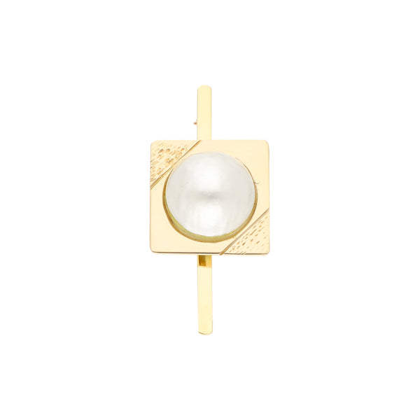Prendedor diseño especial con perla en oro amarillo 14 kilates.