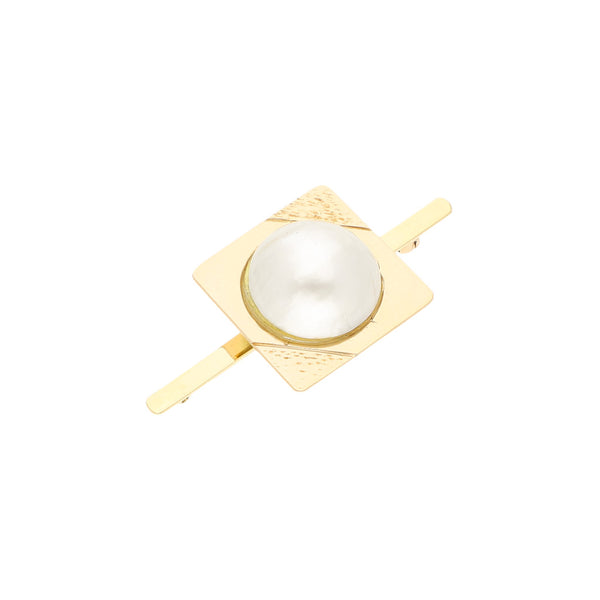 Prendedor diseño especial con perla en oro amarillo 14 kilates.