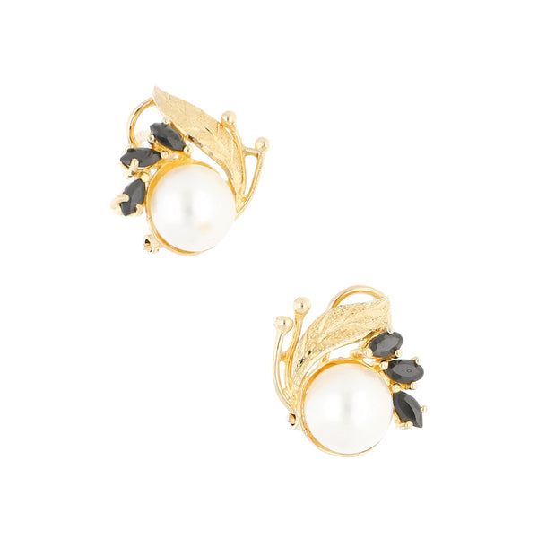 Aretes diseño especial con perlas y sintéticos en oro amarillo 14 kilates.
