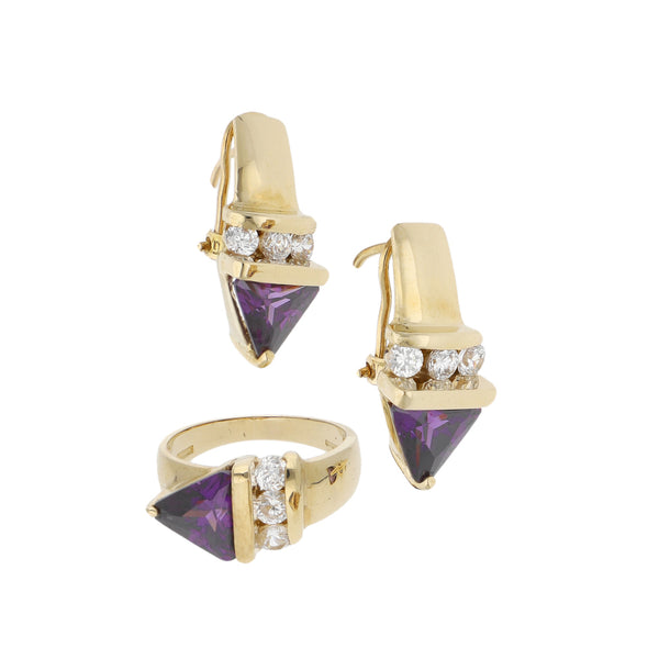 Juego de anillo y aretes con sintéticos en oro amarillo 14 kilates.