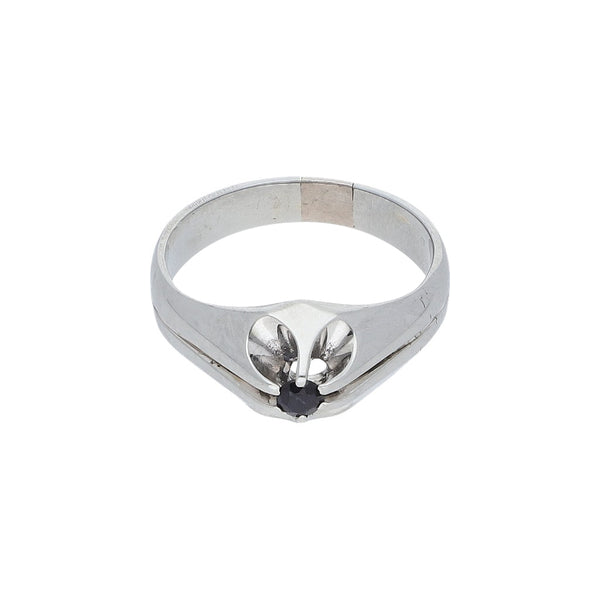 Anillo diseño especial con sintético en oro blanco 14 kilates.