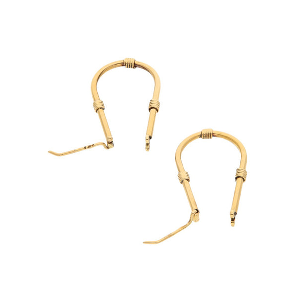 Arracadas diseño especial en oro amarillo 14 kilates.