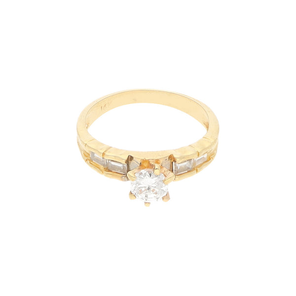 Anillo de compromiso con sinteticos en oro amarillo 12 kilates.